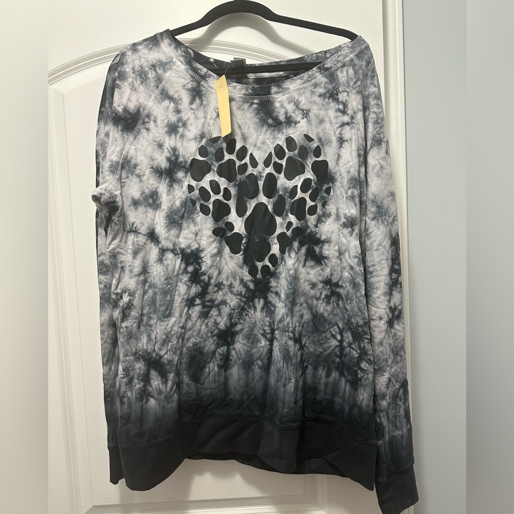 Tie Dye Graphic Sweatshirt dog lovers